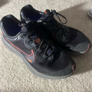 Nike Zoom Winflo 8 Shield size 10